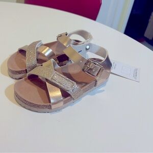 Toddler Girls Gold Sandals - Size L (9/10) - NWT
